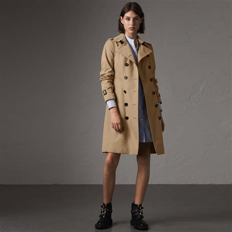 burberry trench coat sandringham size guide|authentic Burberry trench coat.